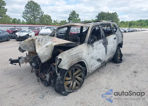 2021 Volkswagen Atlas 3.6L V6 Sel z USA, uszkodzony, nr VIN 1V2BR2CA7MC584530